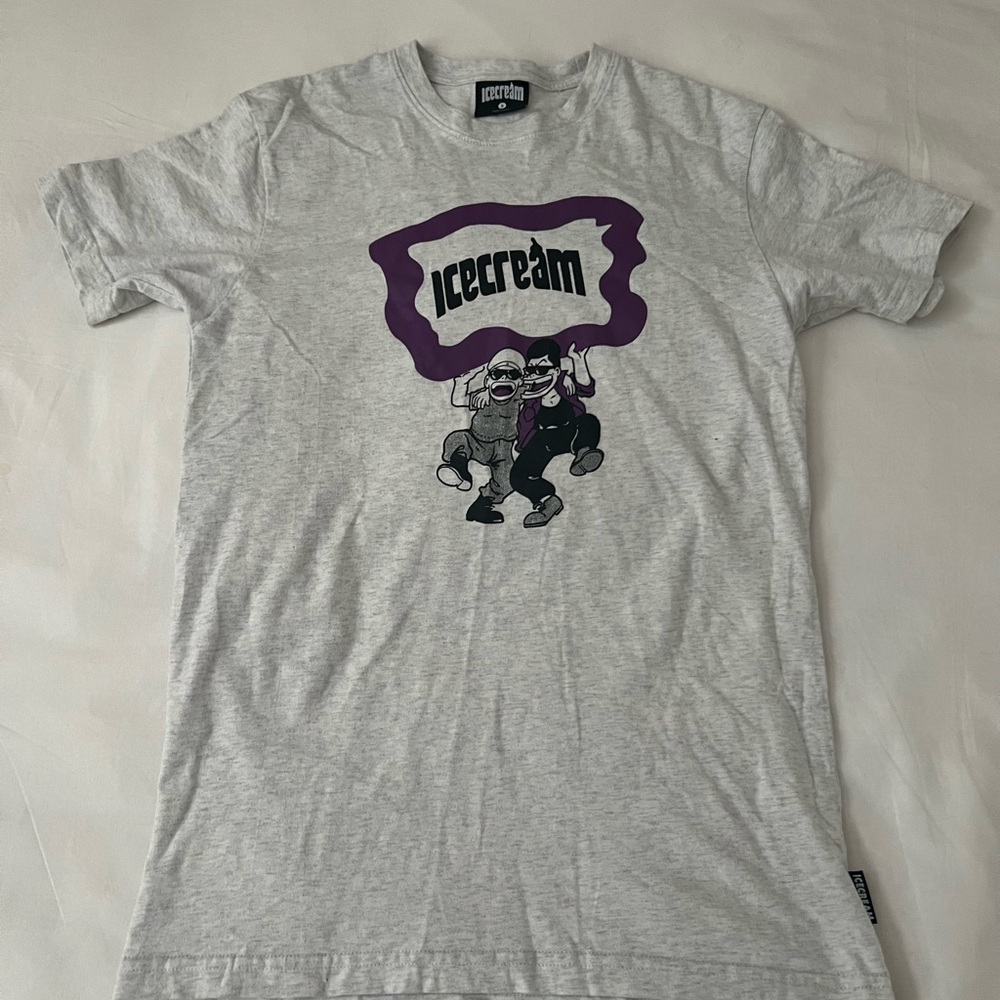 Ice cream T-shirt size Small
